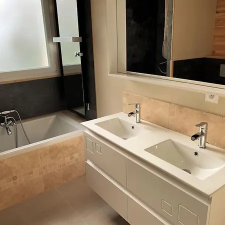 Maison 8 Personnes Mayenne